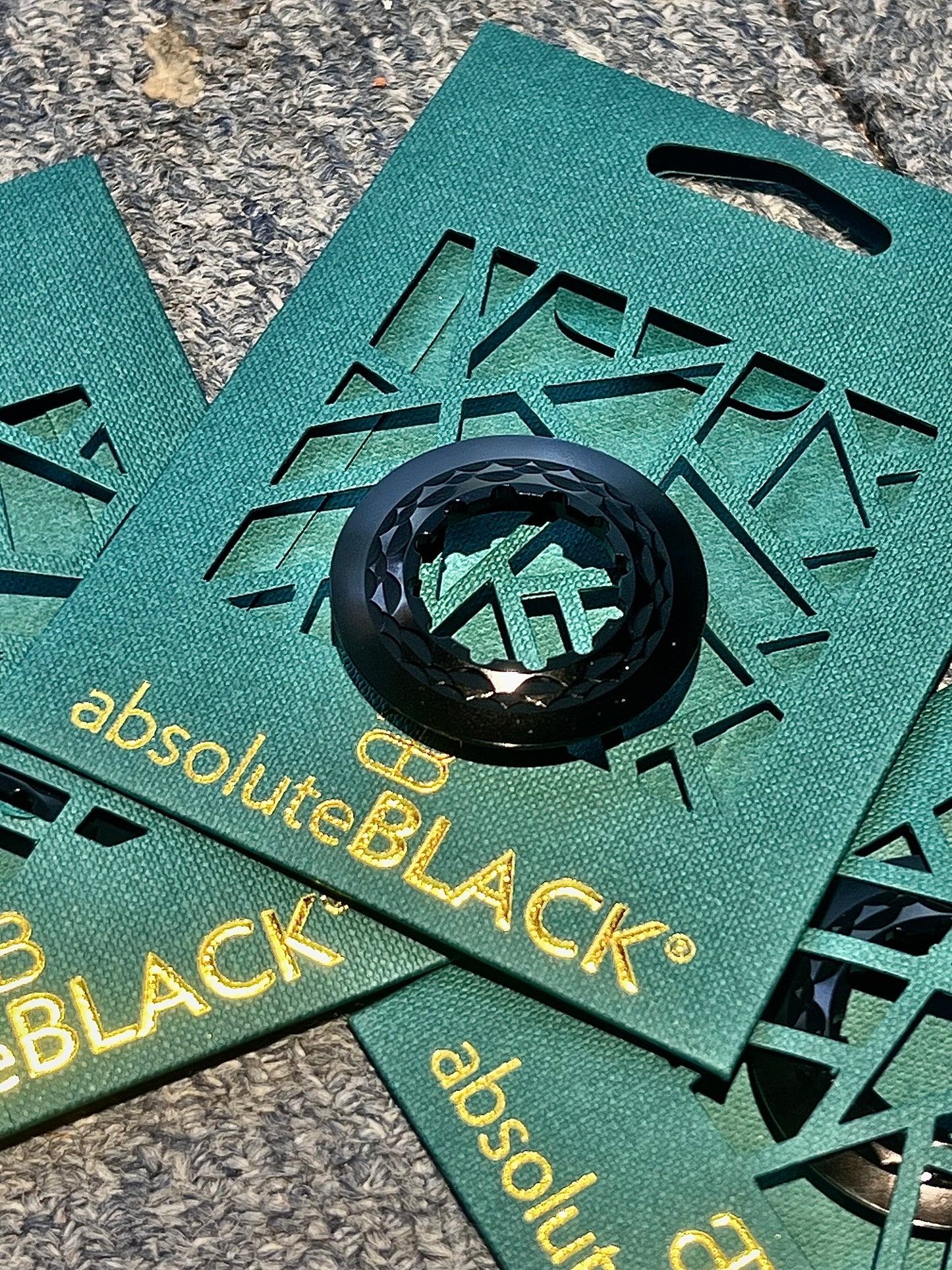 AbsoluteBlack Ultimate 碟煞中鎖鎖
環
