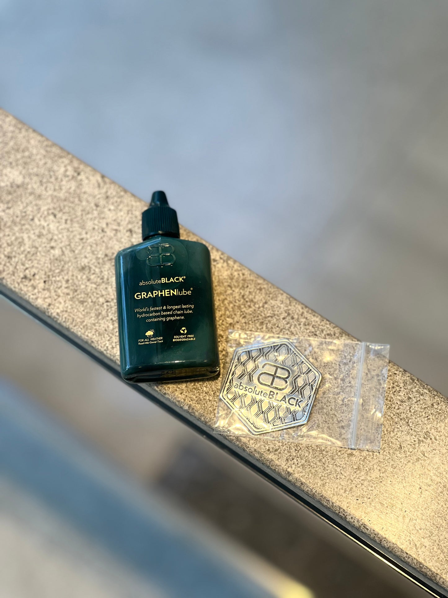 AbsoluteBlack GRAPHENLUBE E
烯蠟乳鏈條油
