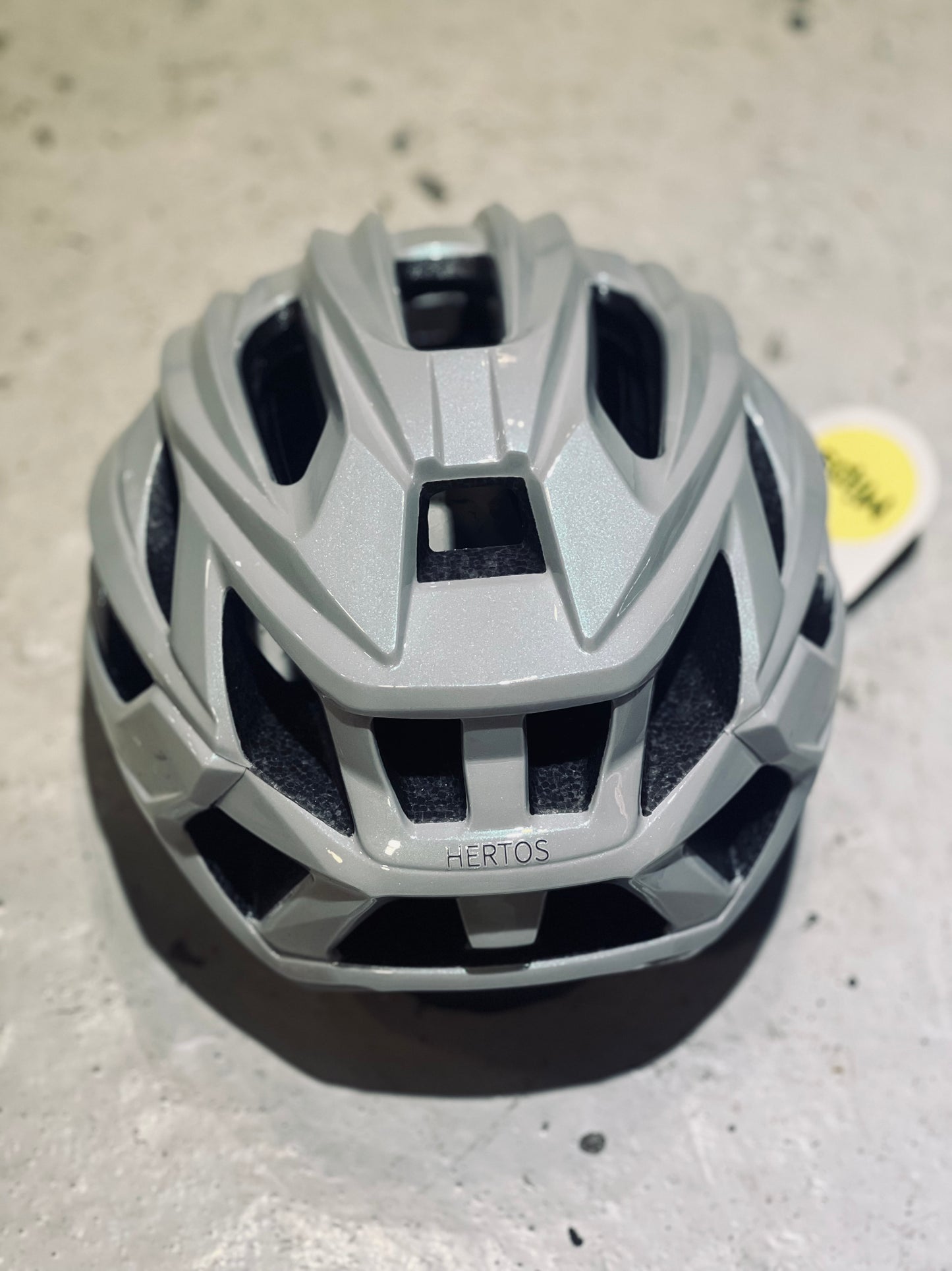 DYN HERTOS 公路頭盔