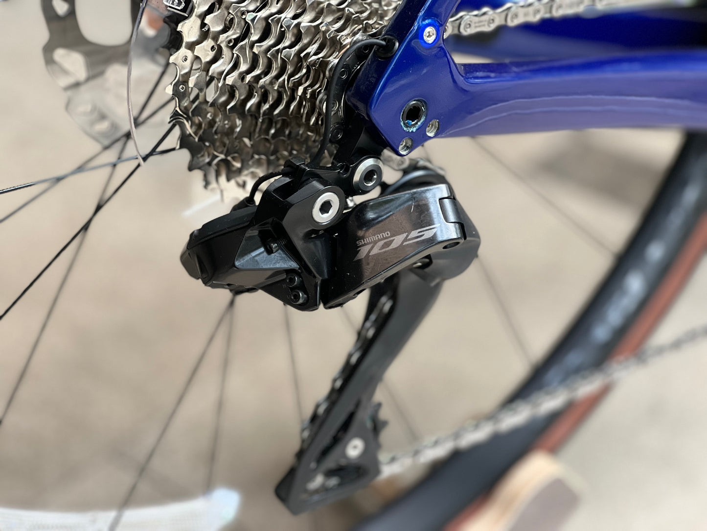 TREK DOMANE SL6 Gen 4 disc road bike -Hex Blue