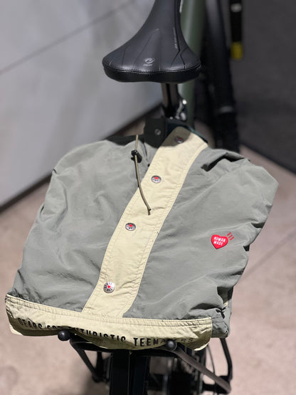 Montague Paratrooper